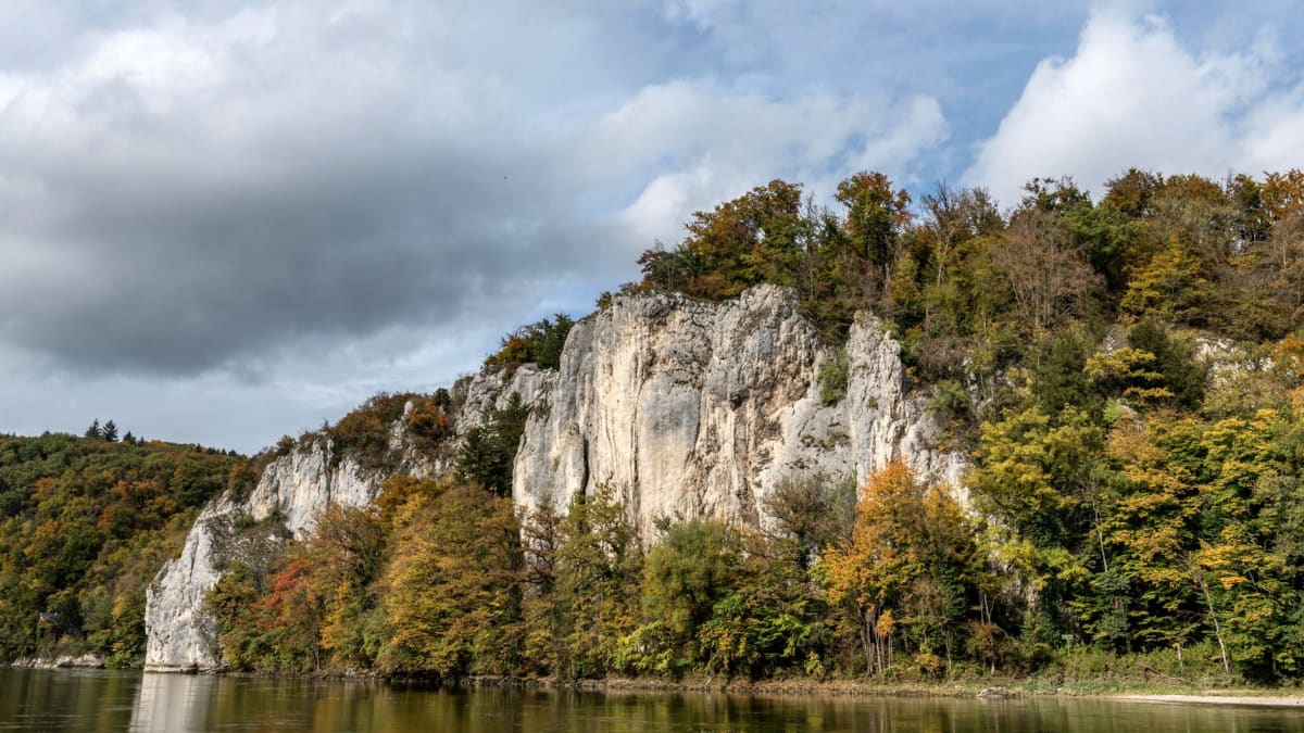 Forest trails along the Danube Bend near Visegrád in autumn colors