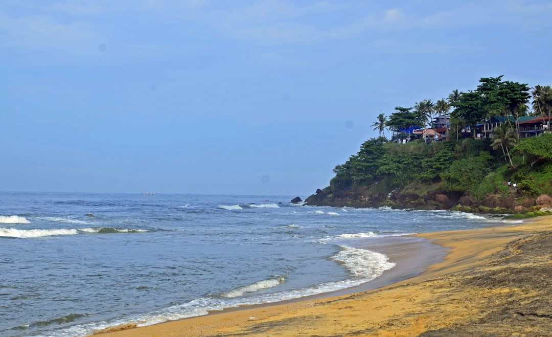 A cliffside Ayurvedic massage center overlooking Hawah Beach in Kovalam