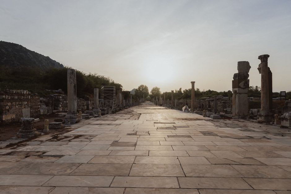 The lone reconstructed column marking the site of the Temple of Artemis near Selcuk
