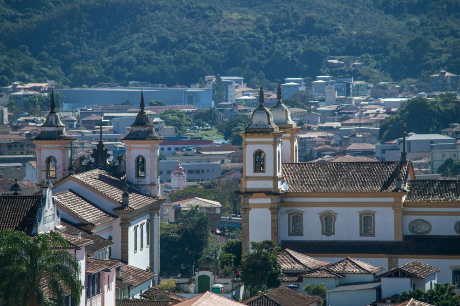 Colonial church towers and pastel-coloured houses in the historic centre of Mariana, Minas Gerais