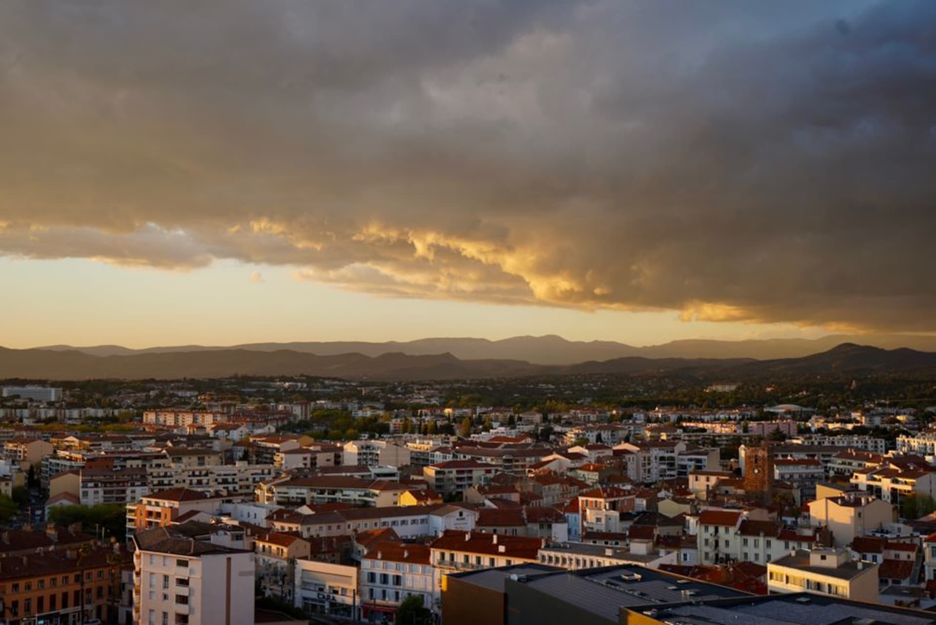 The fortified Palace of the Kings of Majorca on its hilltop above the rooftops of Perpignan