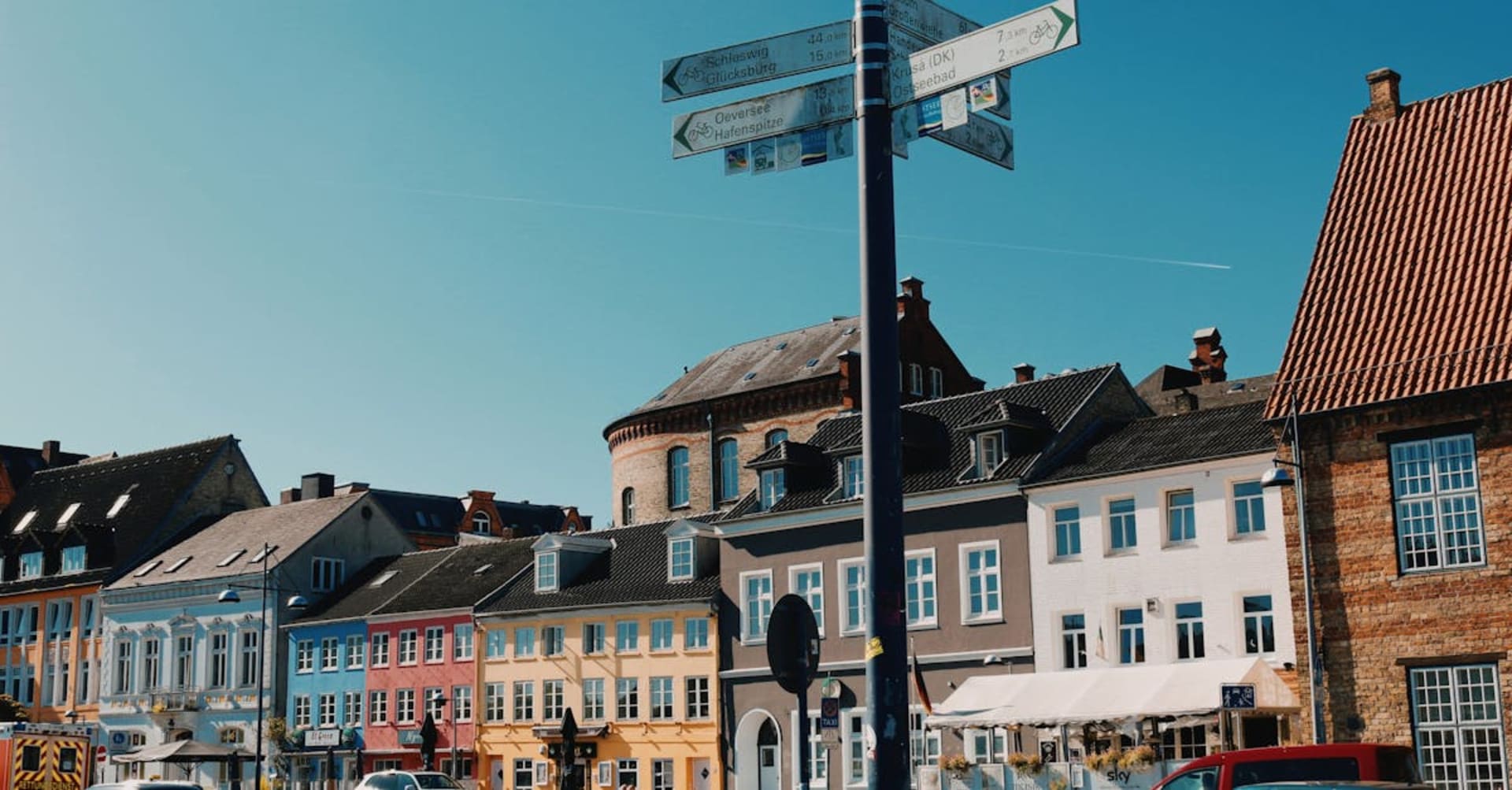 The half-timbered Plönlein corner in Rothenburg ob der Tauber at golden hour