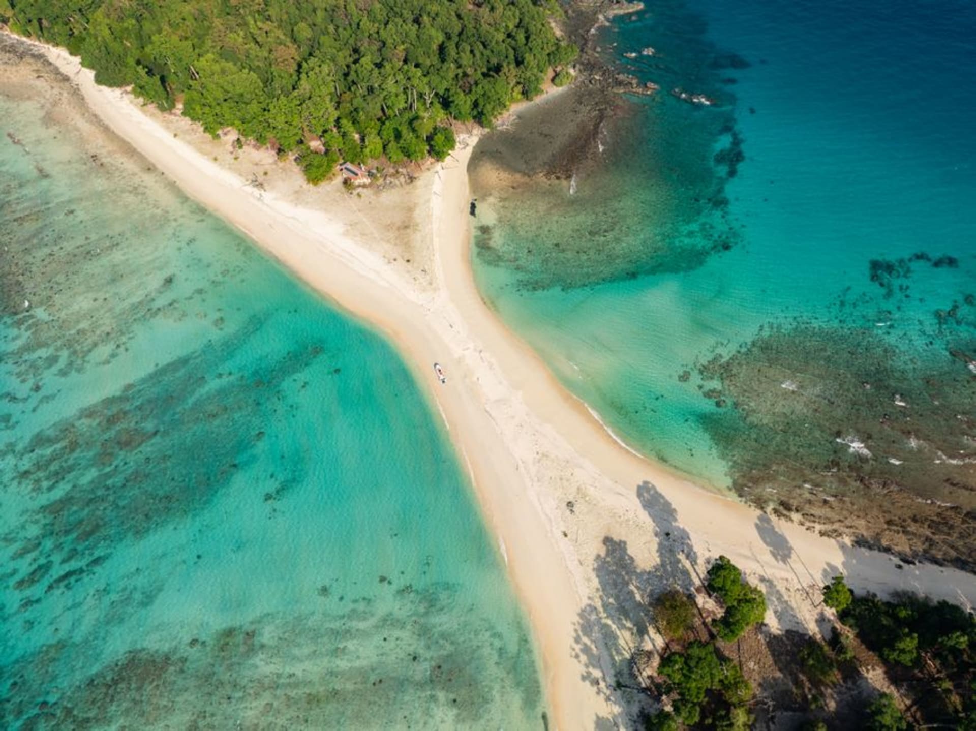 Turquoise water and white sand beach in the Karimunjawa archipelago