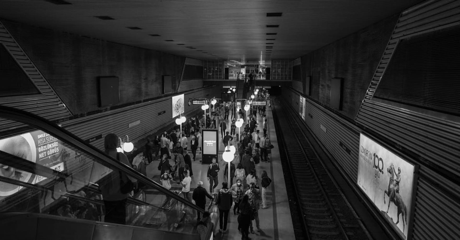 The Kordon waterfront promenade in Izmir at sunset with the bay shimmering