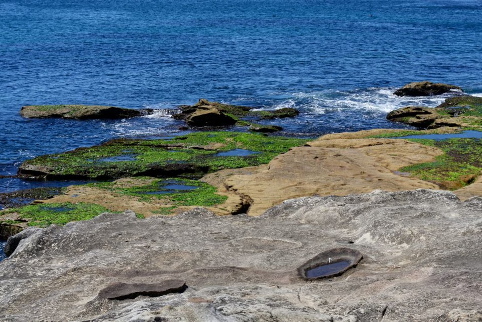 Rocky tide pools along the coastline of Rye, New Hampshire