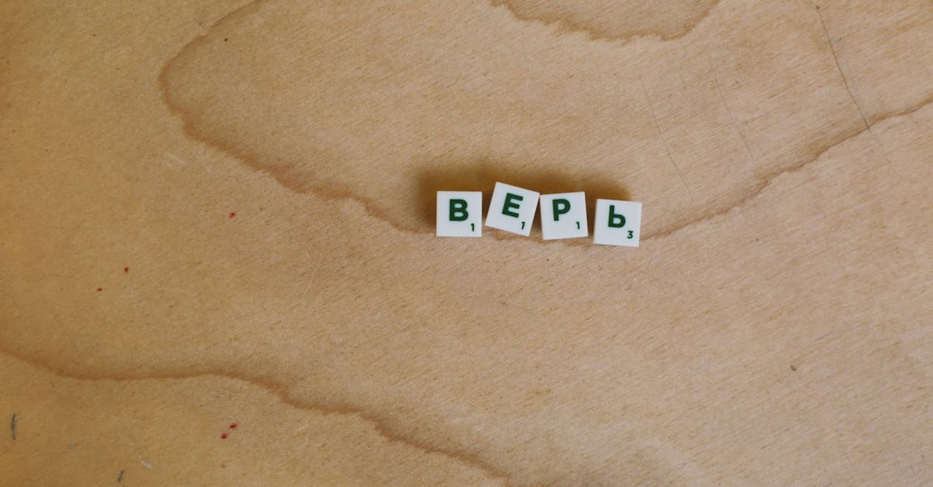 Colorful silk lanterns illuminating the streets of Hoi An at night