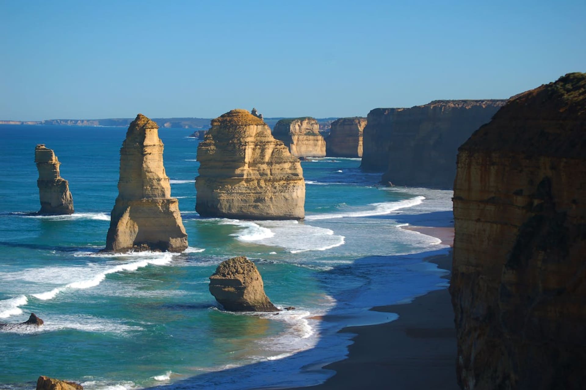 The Twelve Apostles limestone stacks along the Great Ocean Road