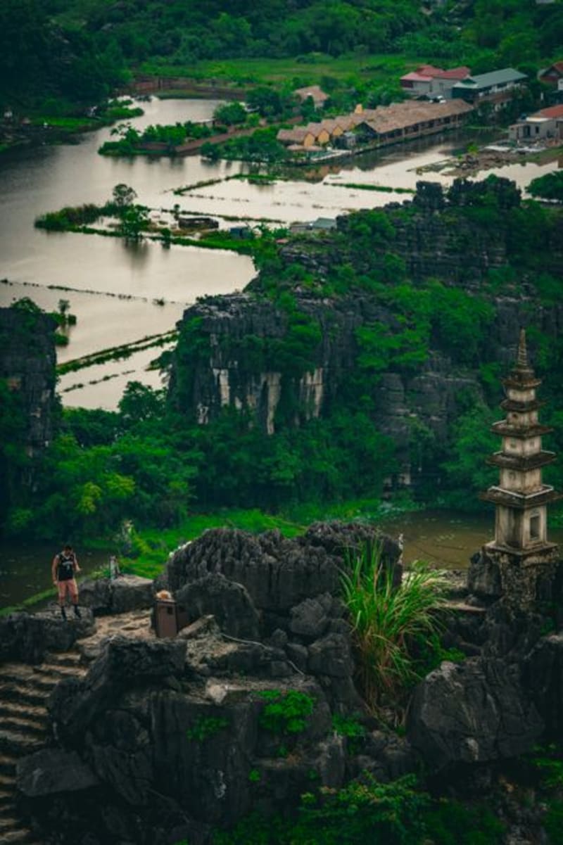 Marble Mountains (Ngũ Hành Sơn)