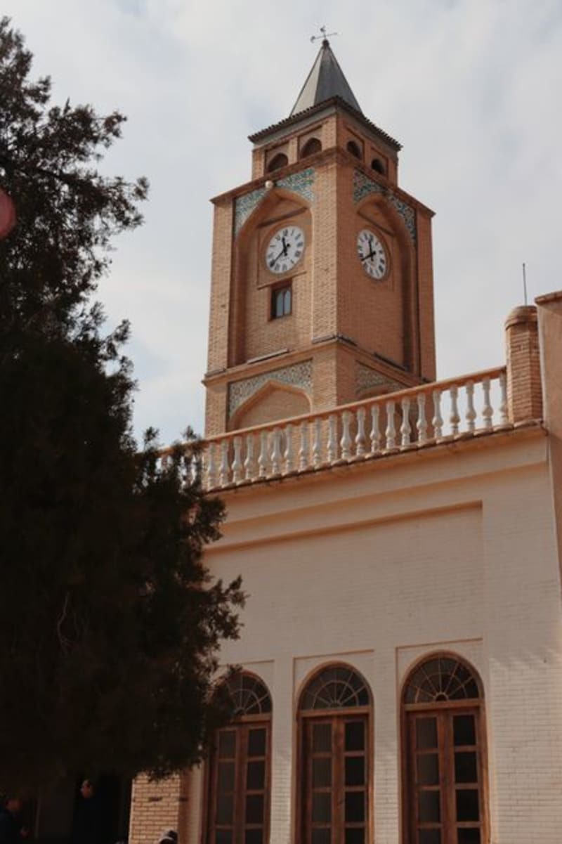 La cathédrale de Vank et le quartier de Jolfa