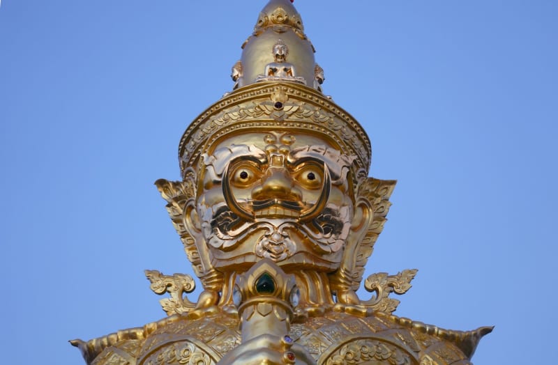 Big Buddha Temple (Wat Phra Yai)