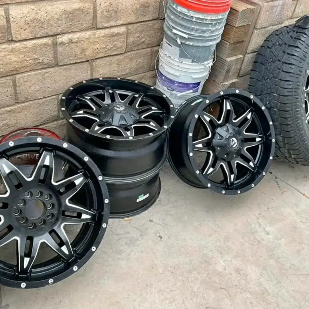 Premium Black Alloy Off-Road Wheels Set – Multi-Spoke Design for Jeep Wrangler
