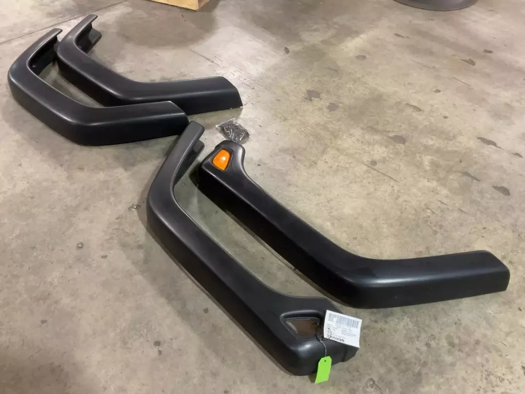 OEM Jeep Wrangler TJ Rubicon Fender Flares – 4.25” Wide Set (1997–2006)