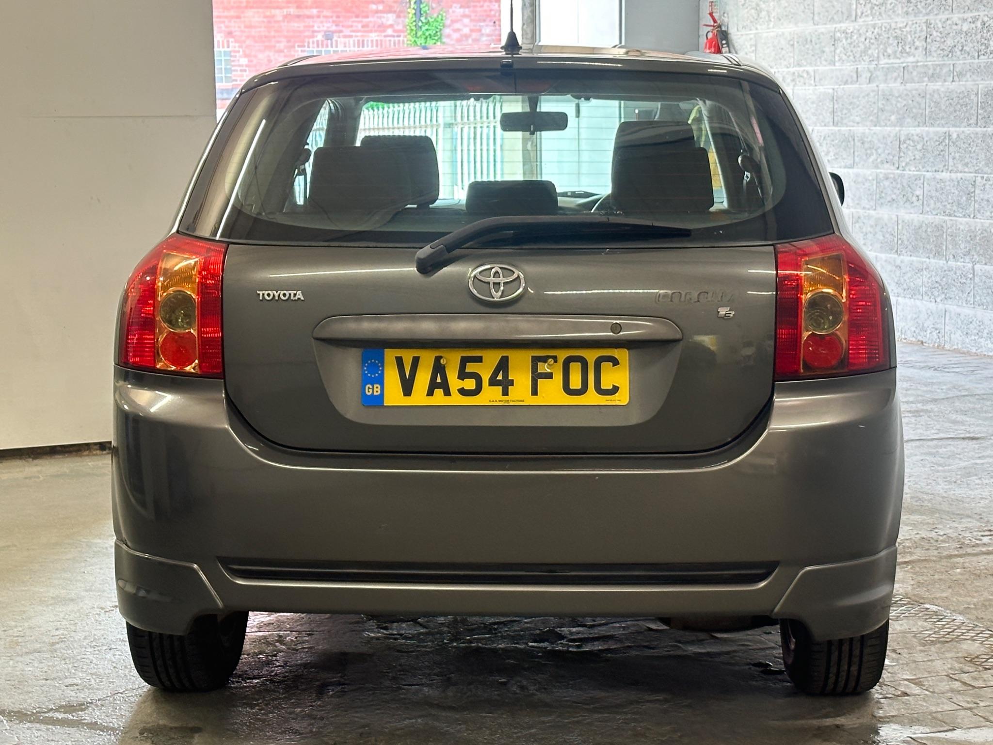 2005 Toyota Corolla - Image 6