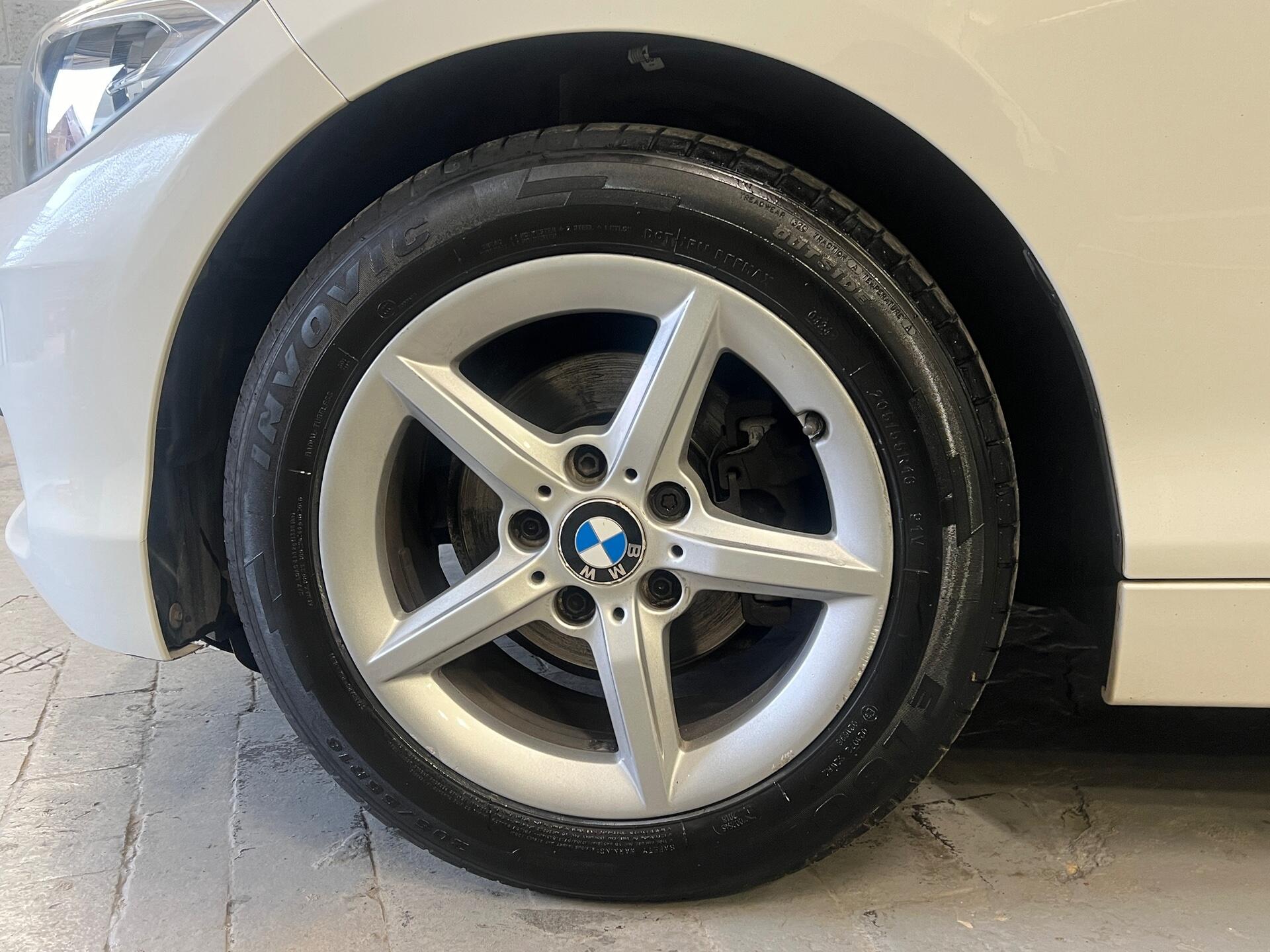 2017 BMW 1 Series - Image 16