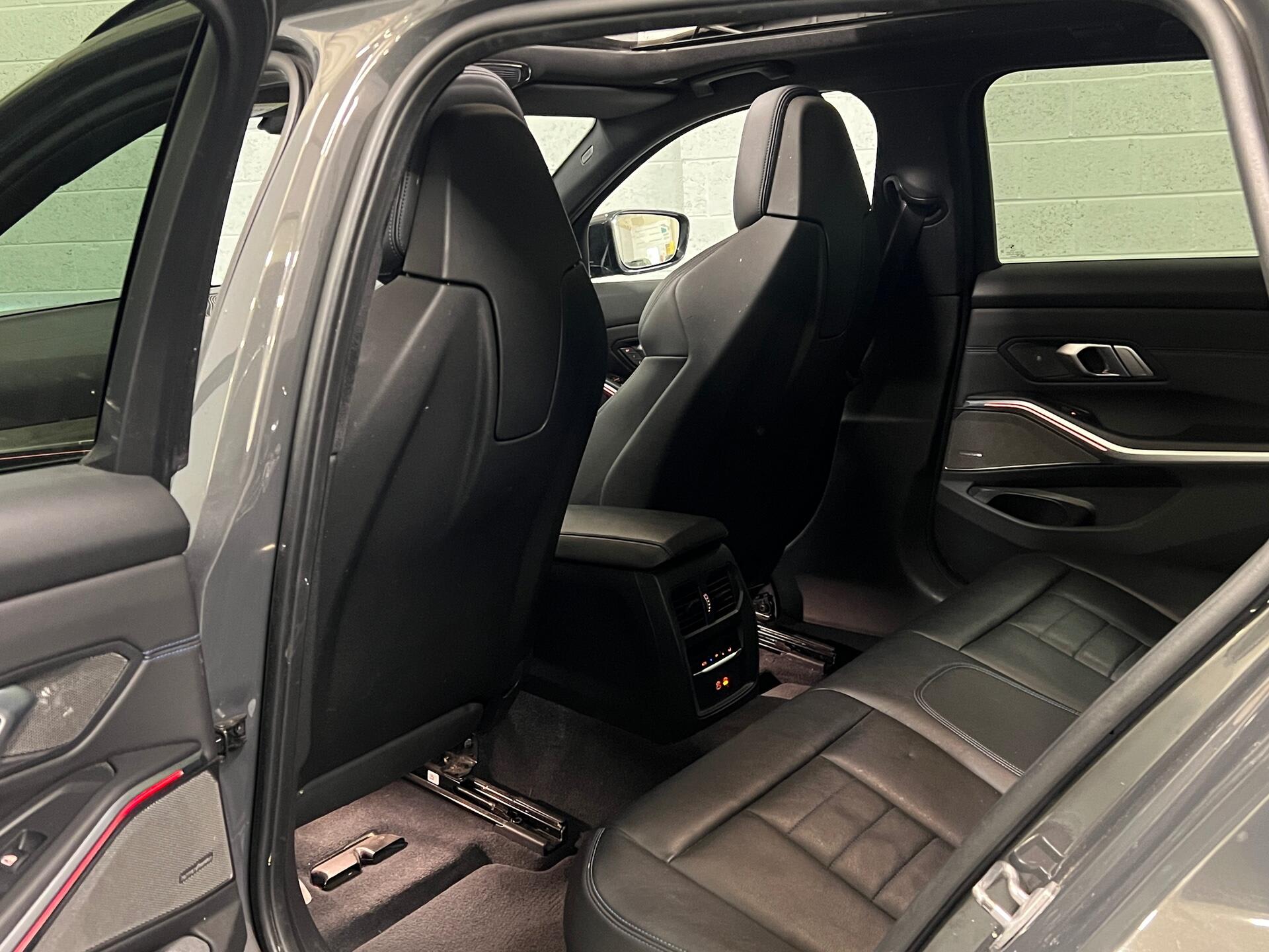 2021 BMW 3 Series - Image 50