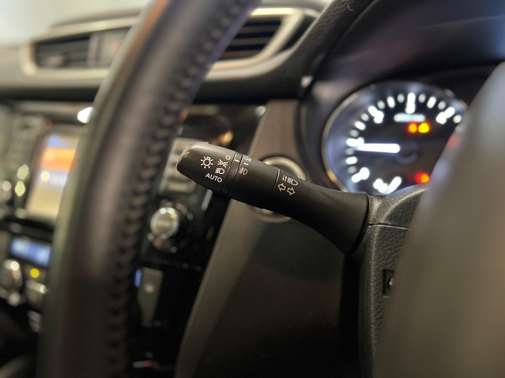 2015 Nissan Qashqai - Image 32