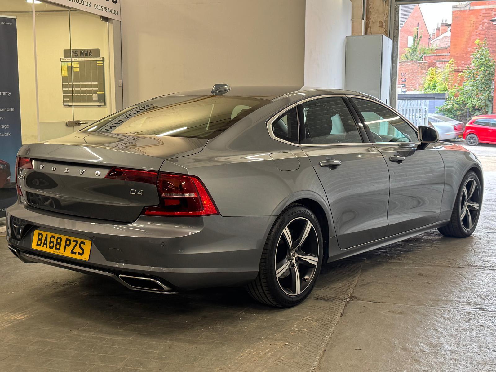 2019 Volvo S90 - Image 9