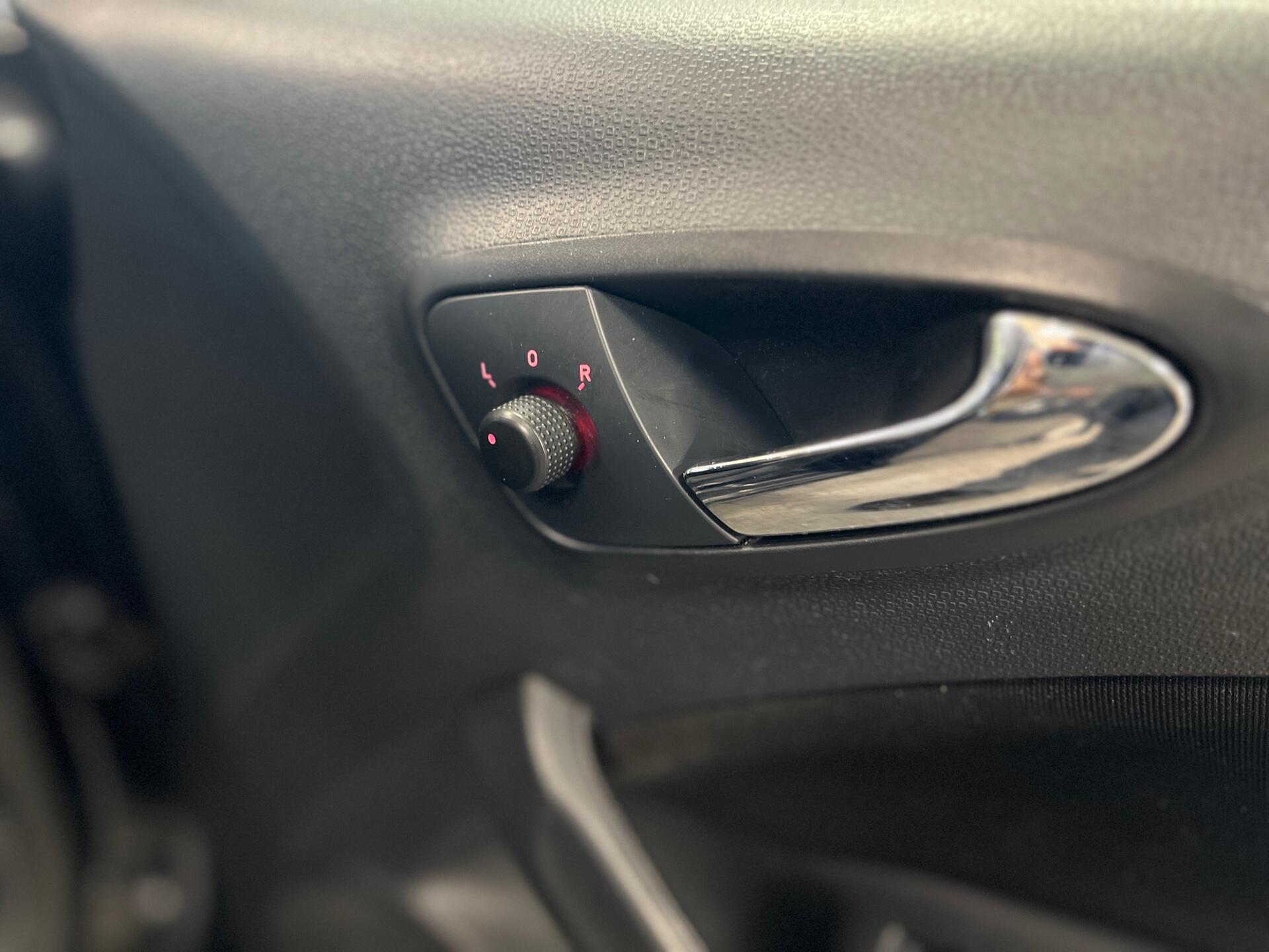 2015 SEAT Ibiza - Image 19