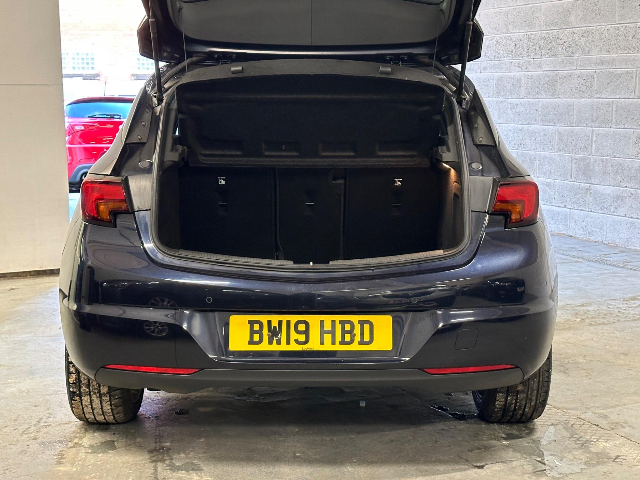 2019 Vauxhall Astra - Image 19