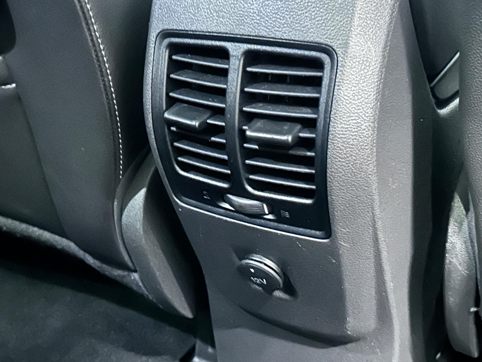 2014 Ford Kuga - Image 37