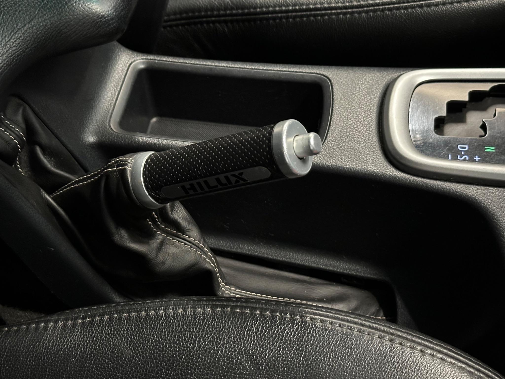 2017 Toyota Hilux - Image 31