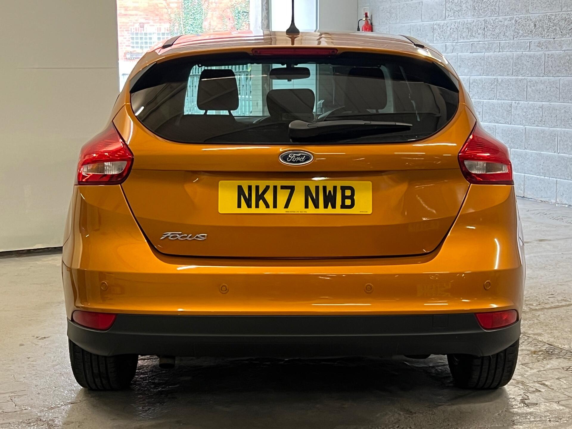 2017 Ford Focus - Image 12