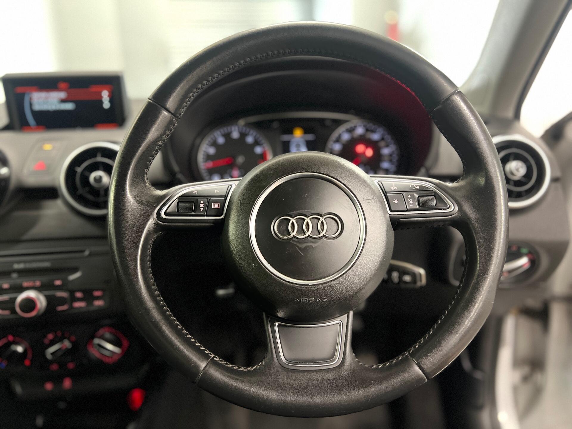 2014 Audi A1 - Image 22