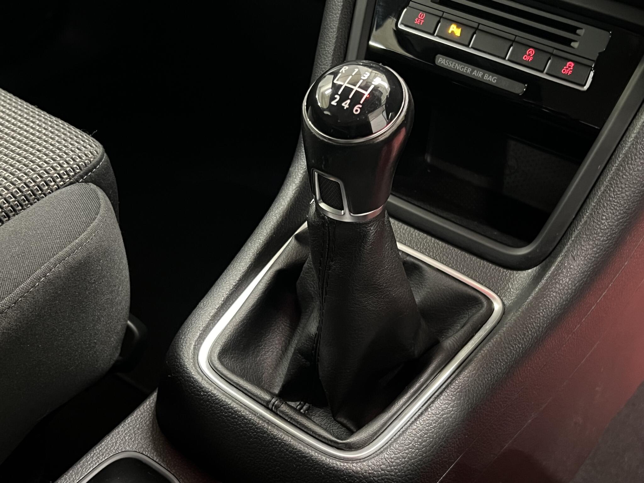 2012 Volkswagen Sharan - Image 35