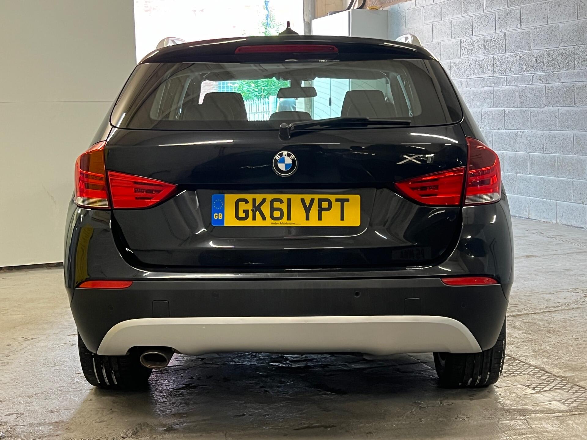 2011 BMW X1 - Image 11