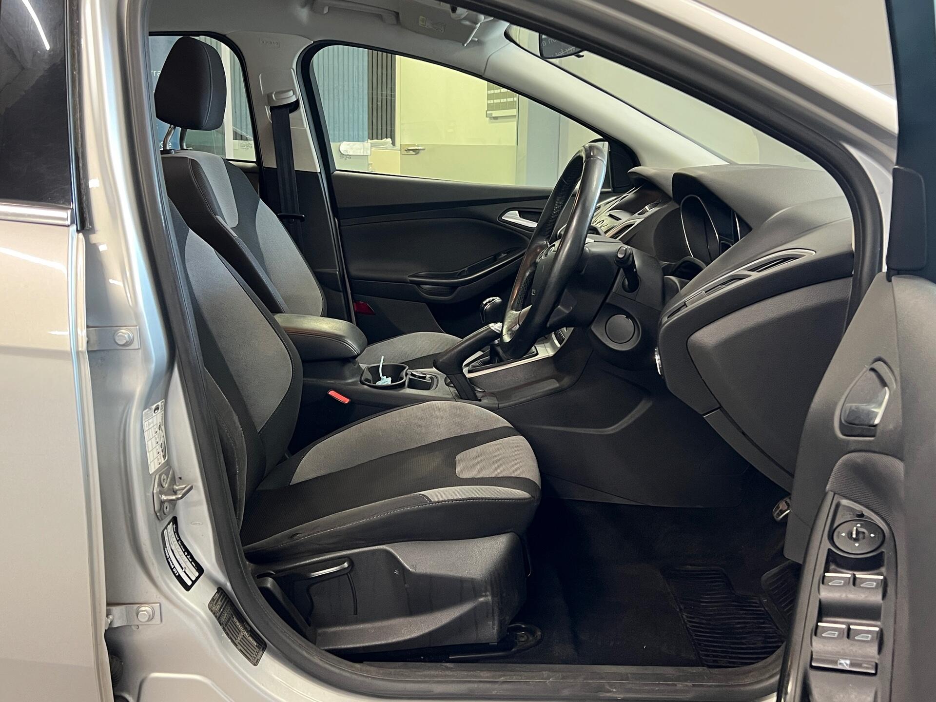 2014 Ford Focus - Image 27