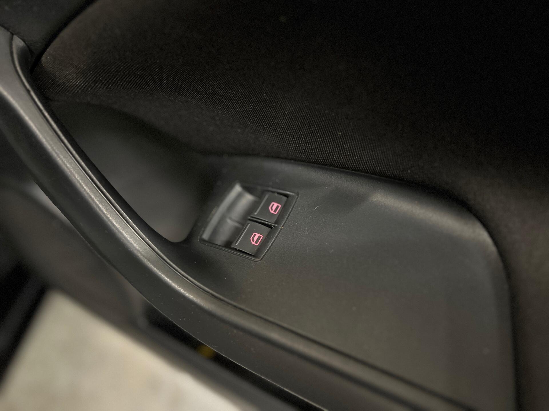 2015 SEAT Ibiza - Image 20