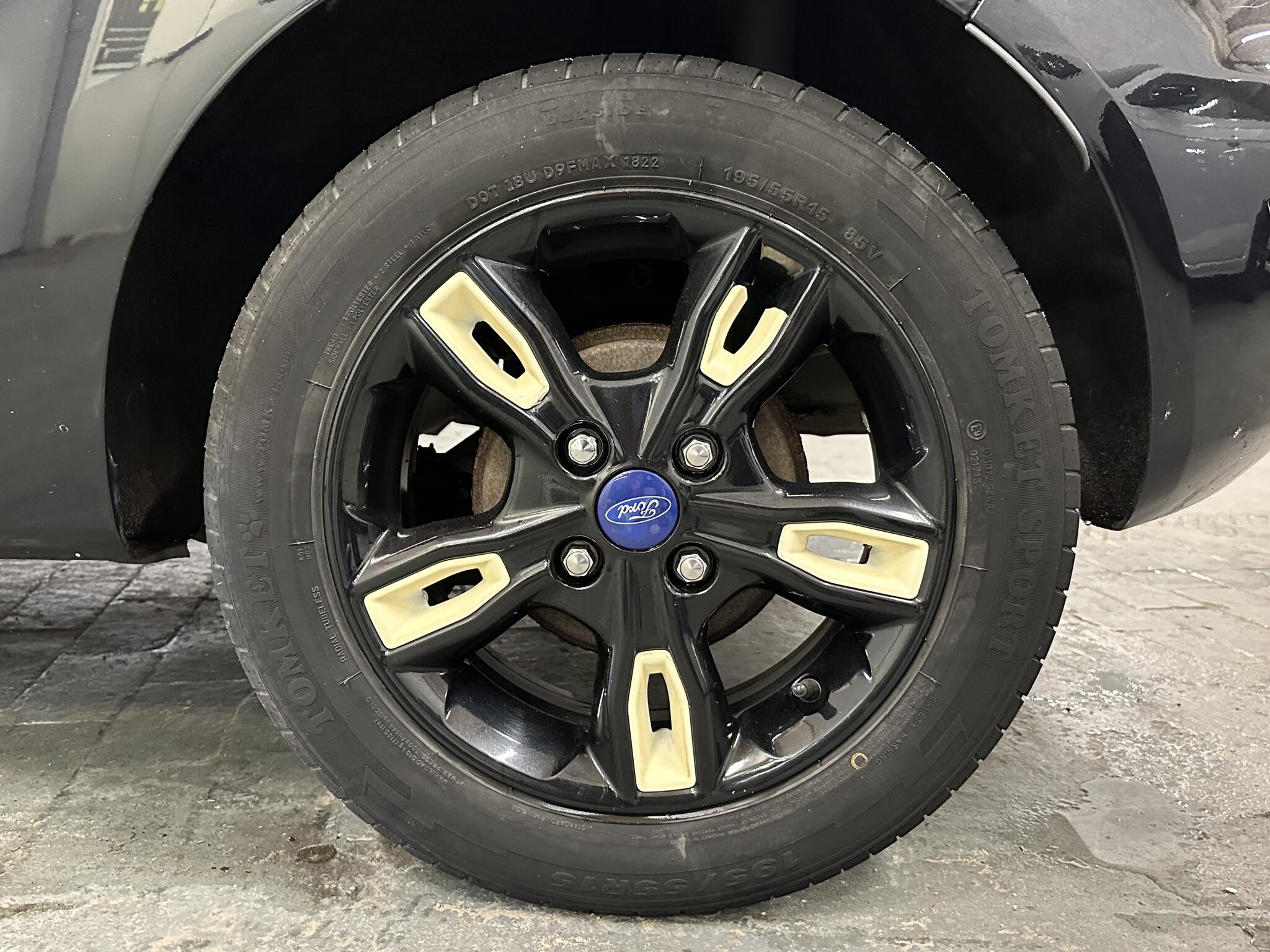 2016 Ford Fiesta - Image 14