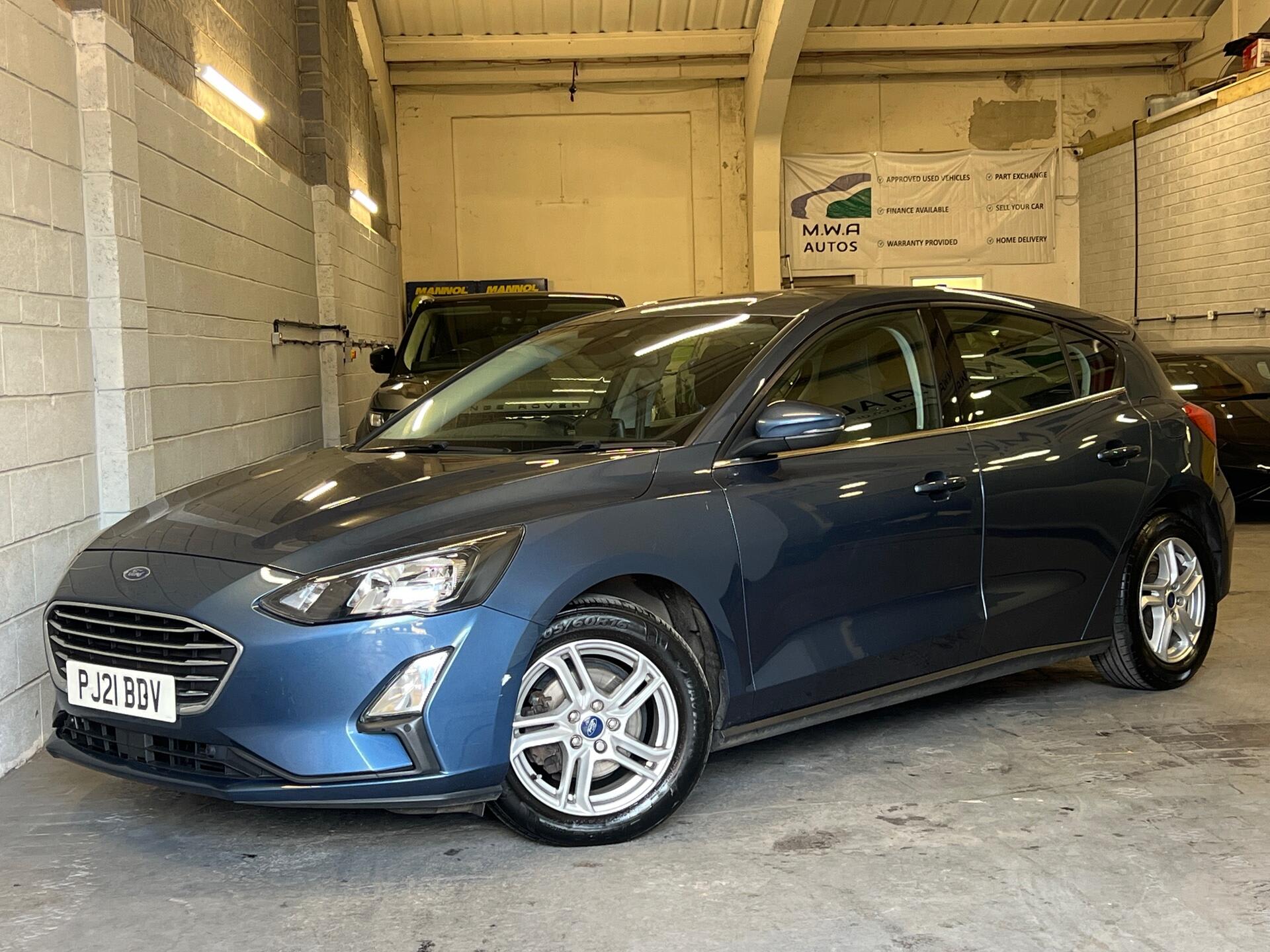 2021 Ford Focus - Image 16