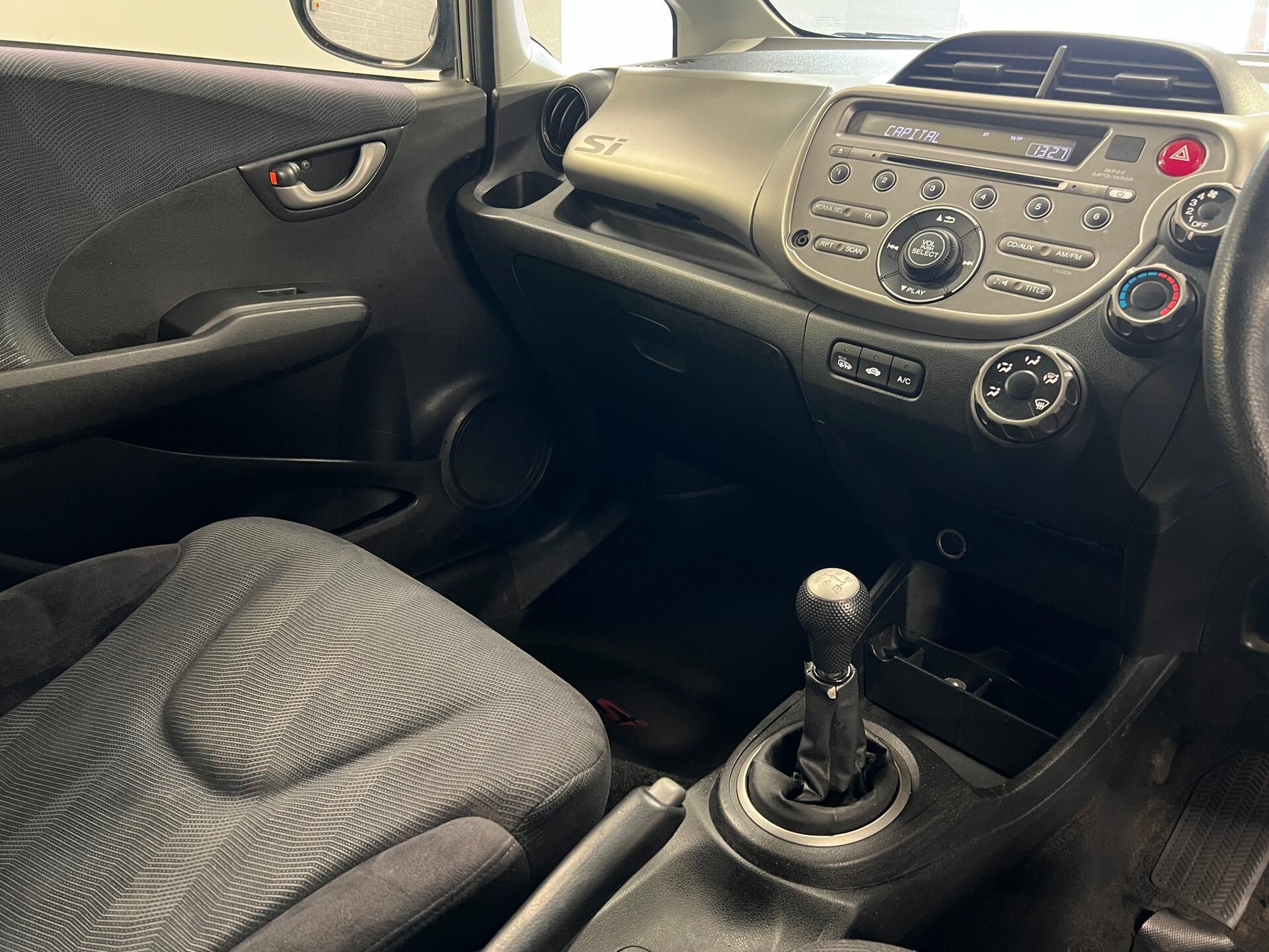 2010 Honda Jazz - Image 29
