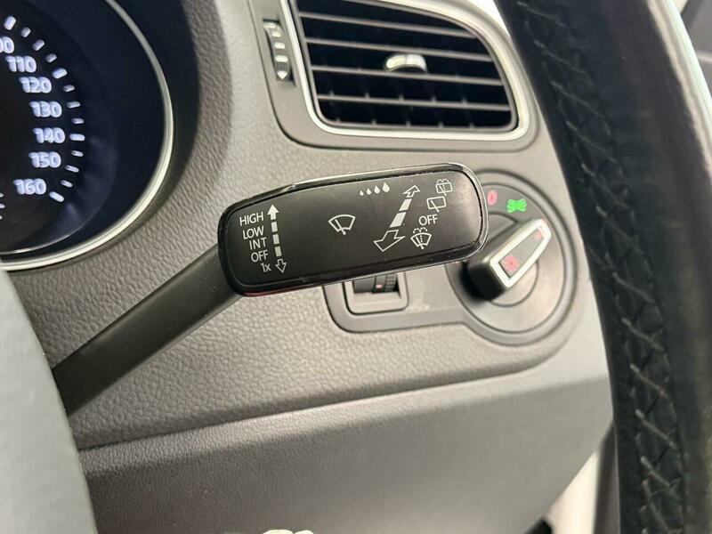 2016 Volkswagen Golf - Image 27