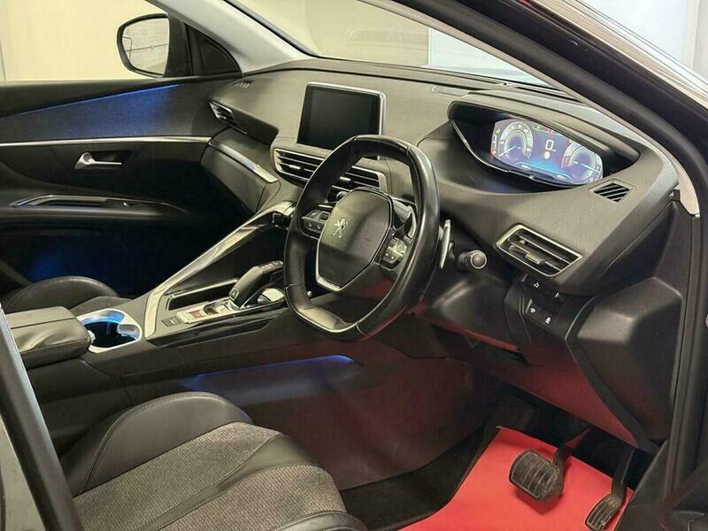 2017 Peugeot 3008 - Image 22