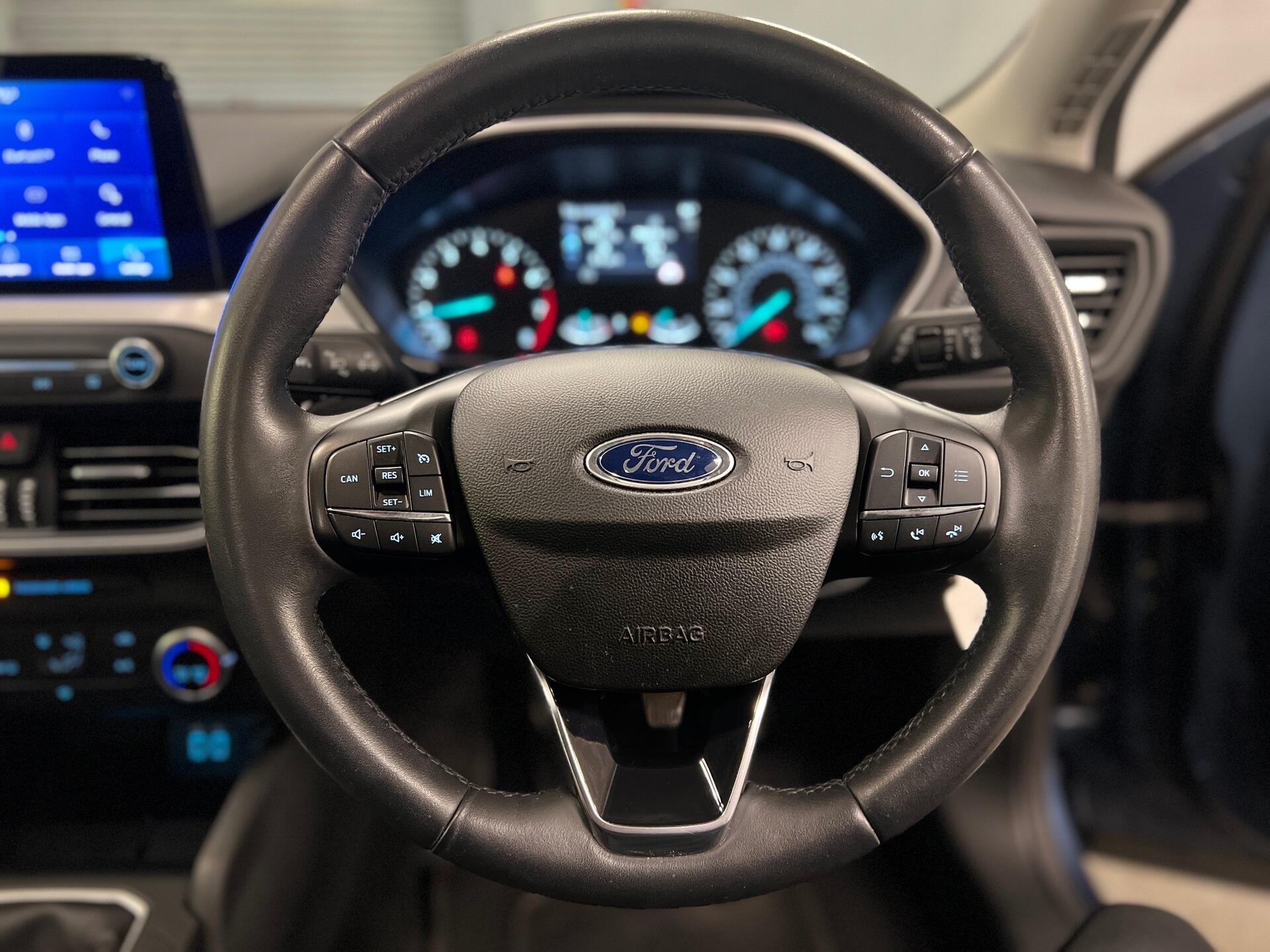 2021 Ford Focus - Image 31