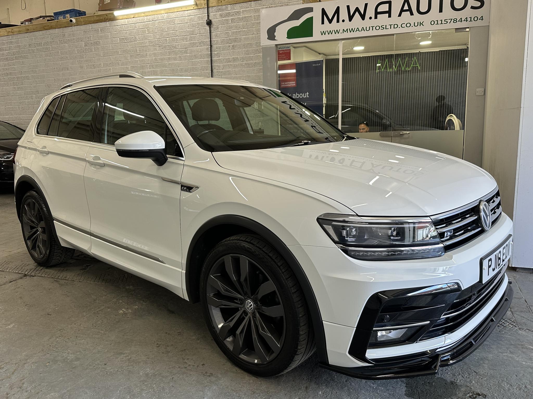 2018 Volkswagen Tiguan - Image 5