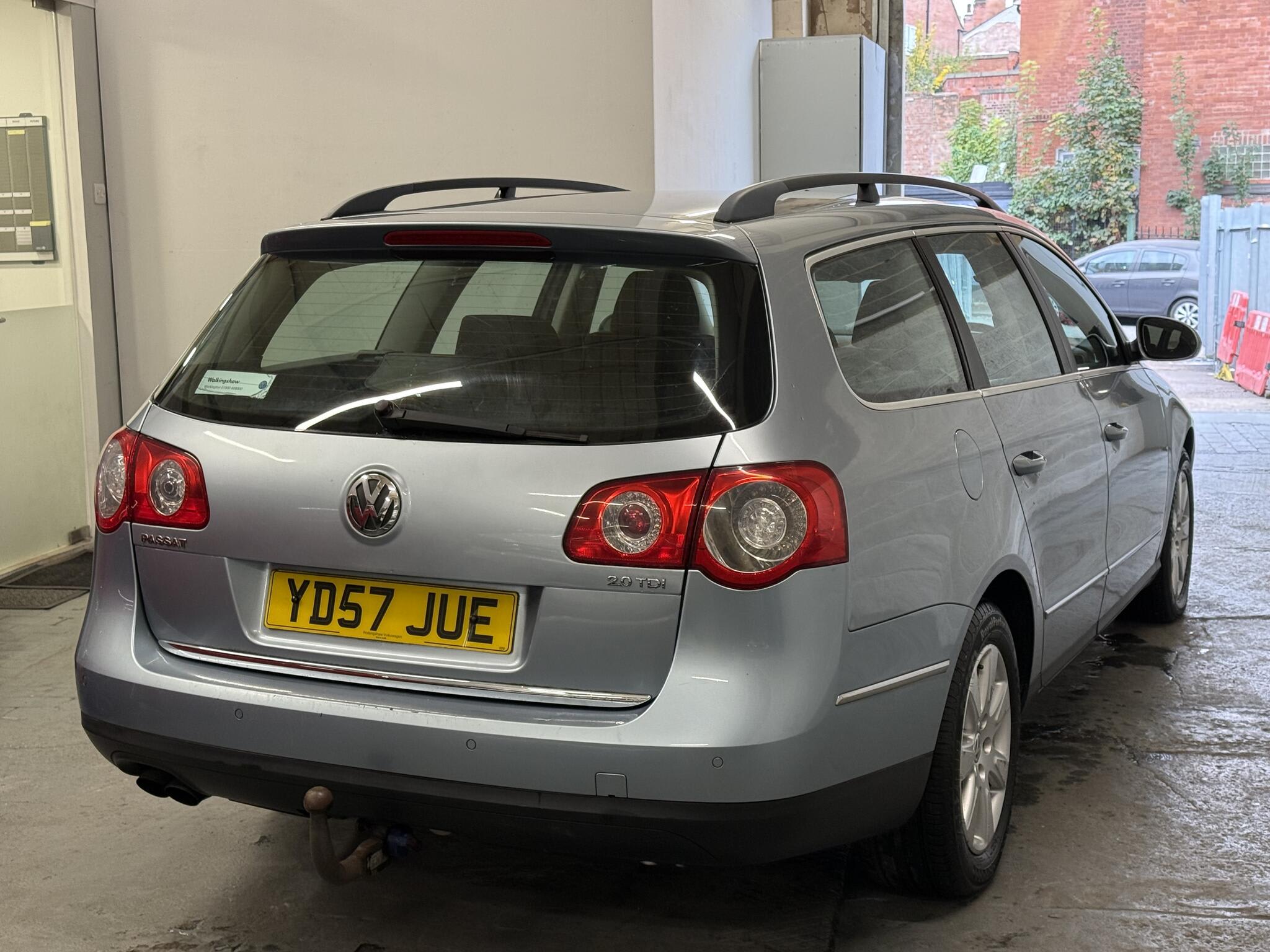 2007 Volkswagen Passat - Image 7