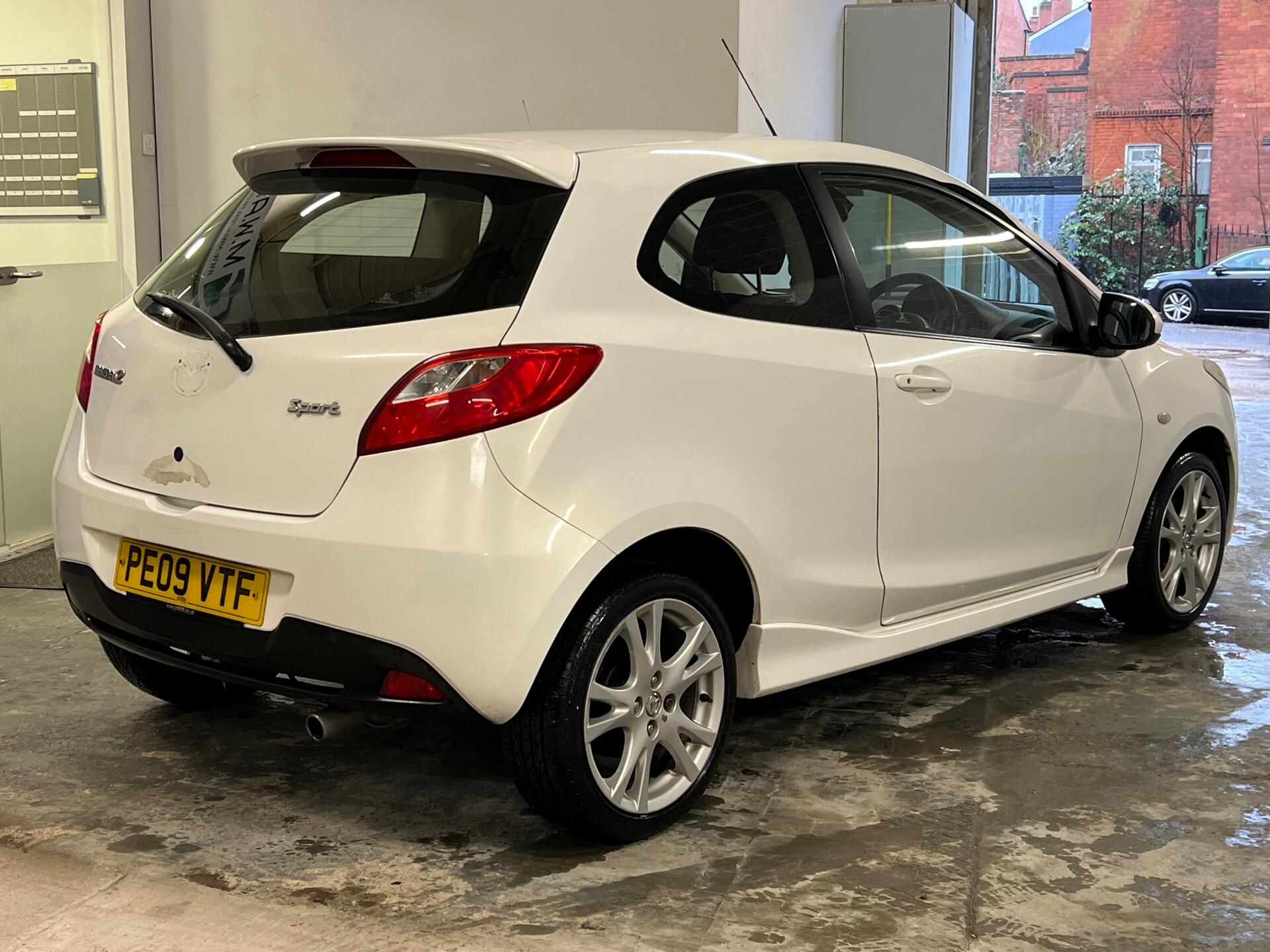 2009 Mazda Mazda2 - Image 7