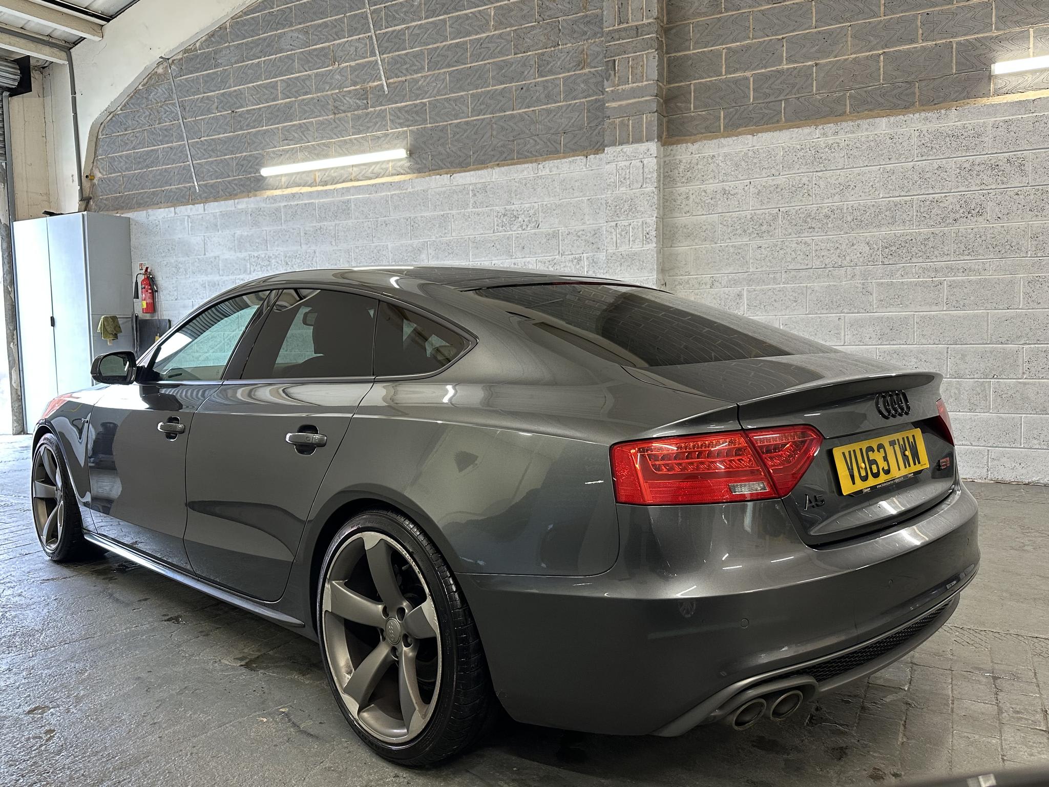 2013 Audi A5 - Image 11