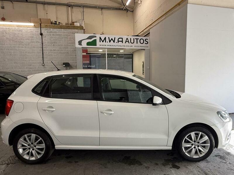 2016 Volkswagen Golf - Image 9