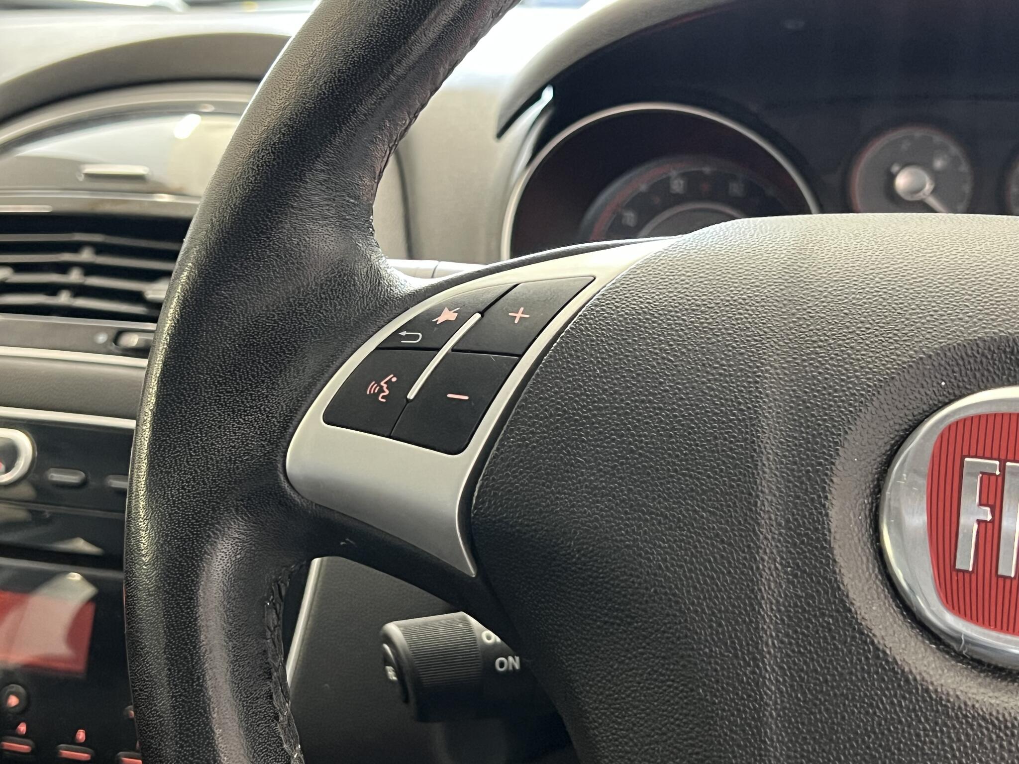 2014 Fiat Punto - Image 21