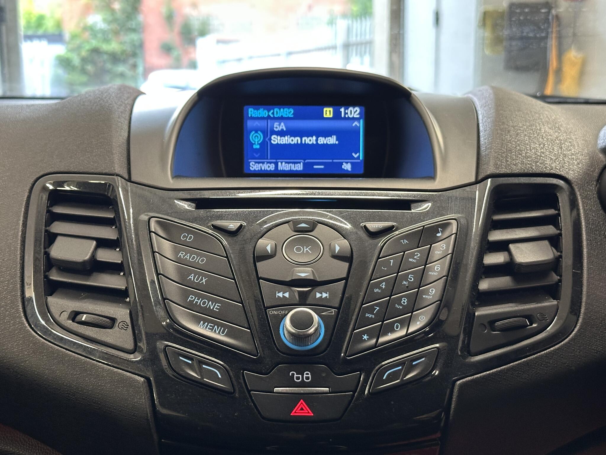 2016 Ford Fiesta - Image 27