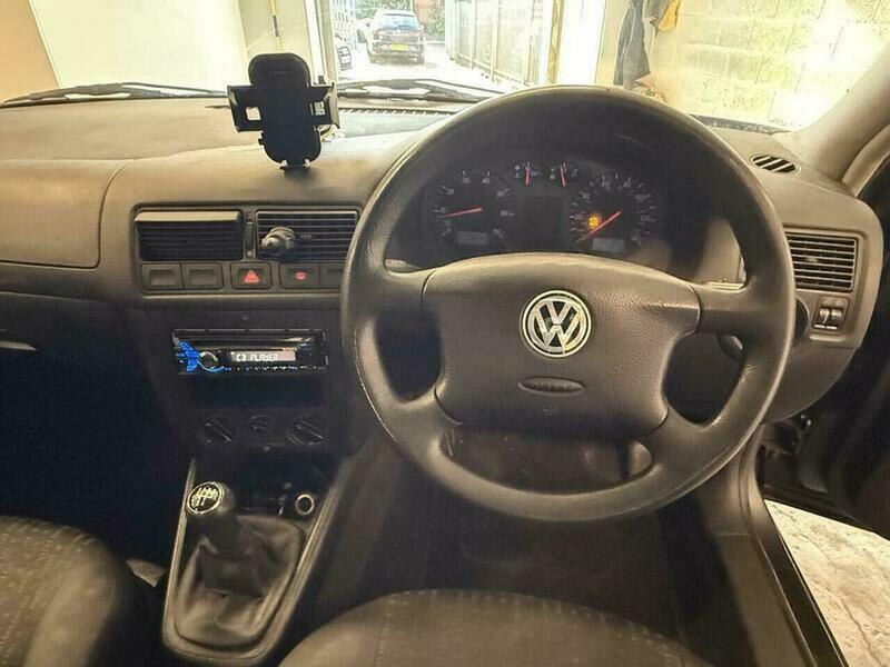 2001 Volkswagen Golf - Image 15