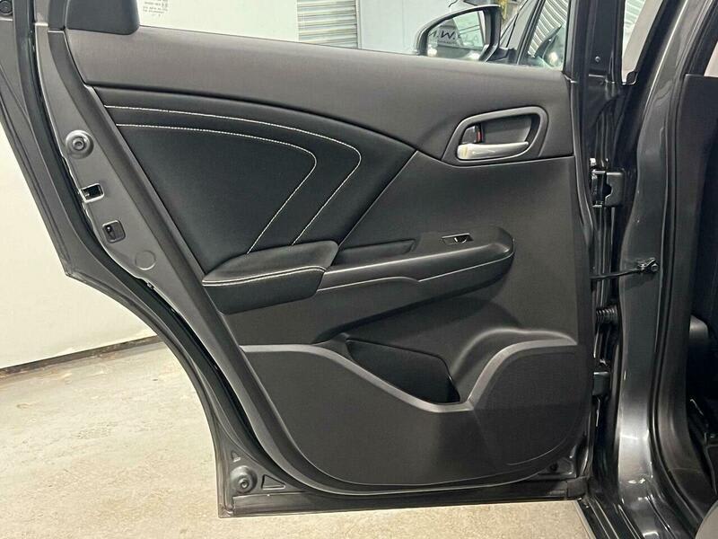 2016 Honda Civic - Image 29