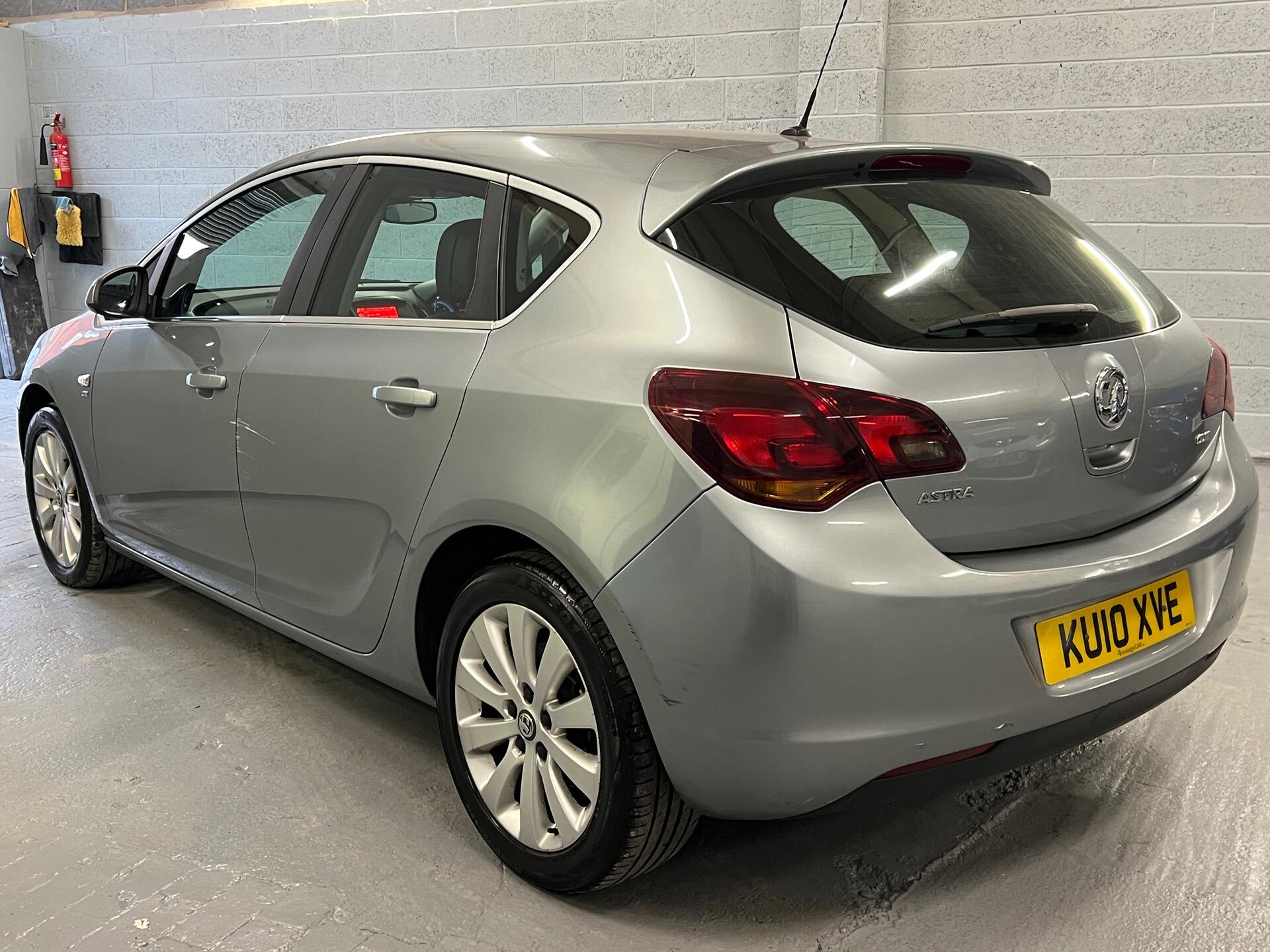 2010 Vauxhall Astra - Image 10