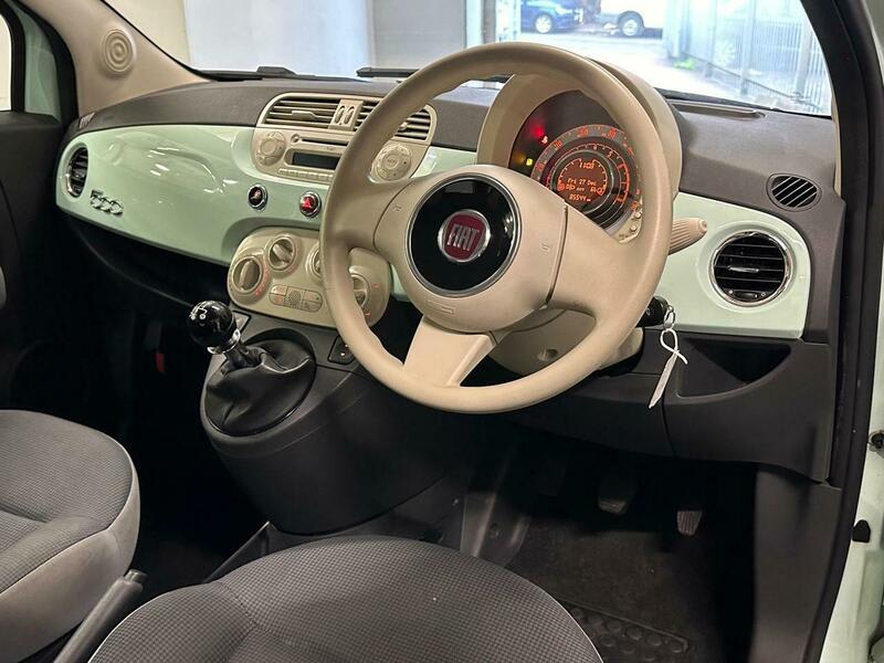 2015 Fiat 500 - Image 17