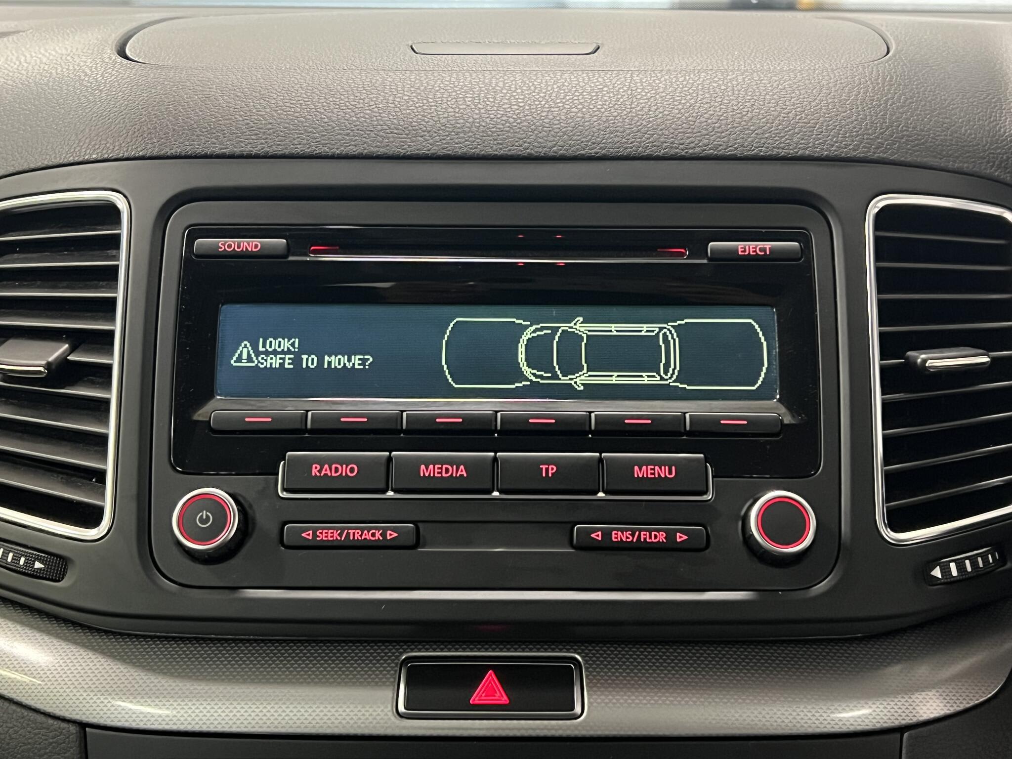 2012 Volkswagen Sharan - Image 32