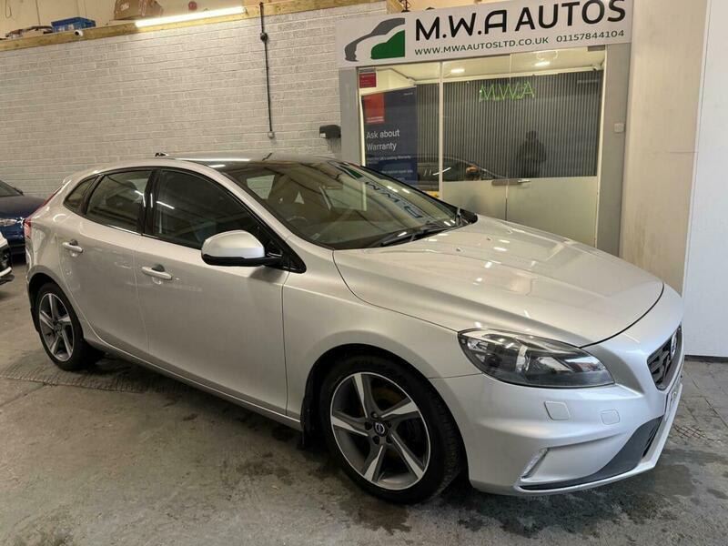 2015 Volvo V40 - Image 5